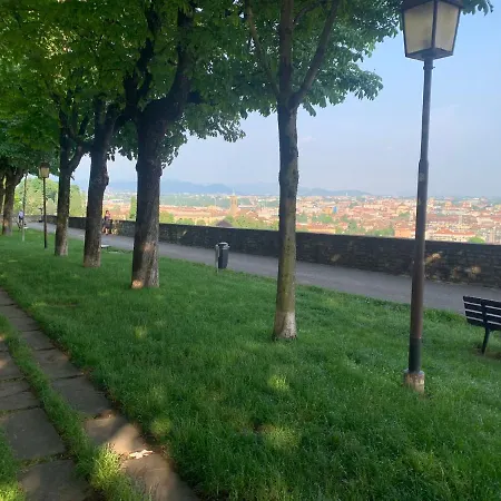 Apartment Houseberg Bergamo